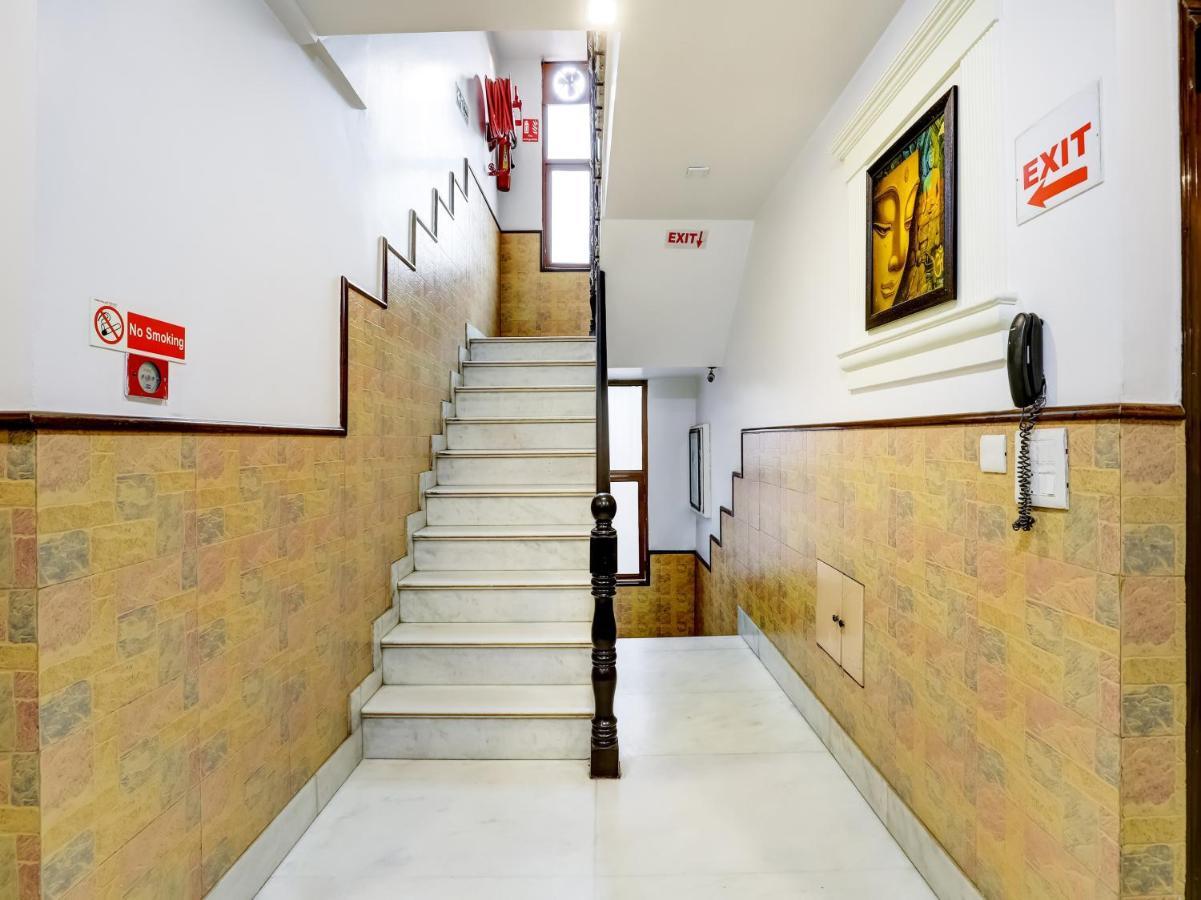 Hotel Grand Park Inn Дели Экстерьер фото