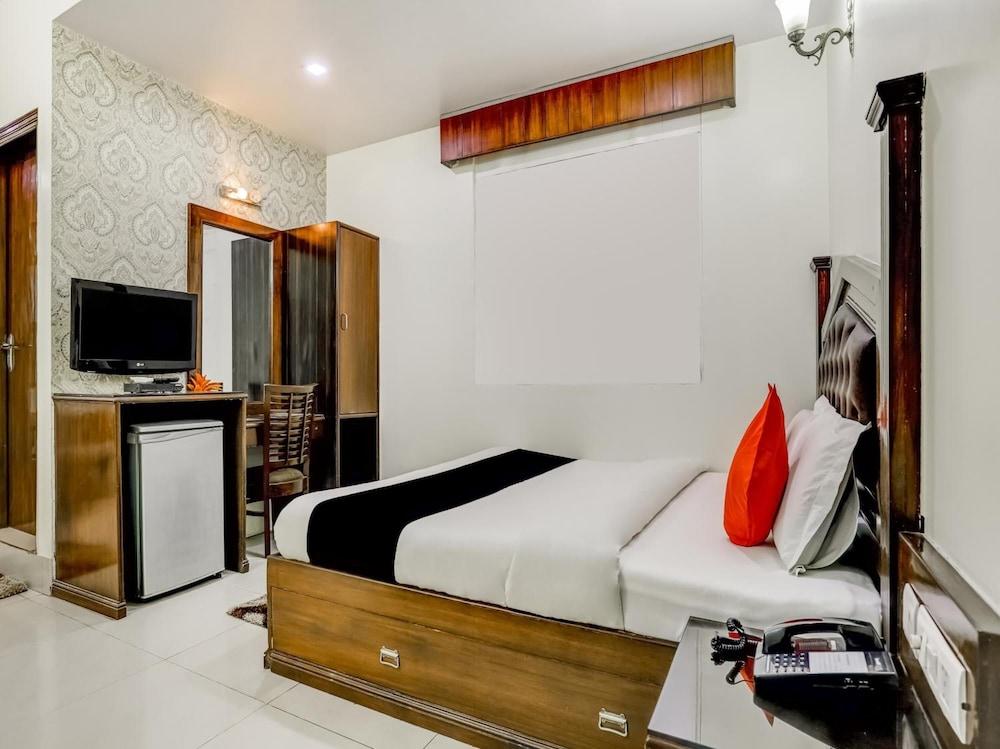 Hotel Grand Park Inn Дели Экстерьер фото