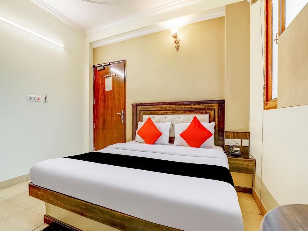Hotel Grand Park Inn Дели Экстерьер фото