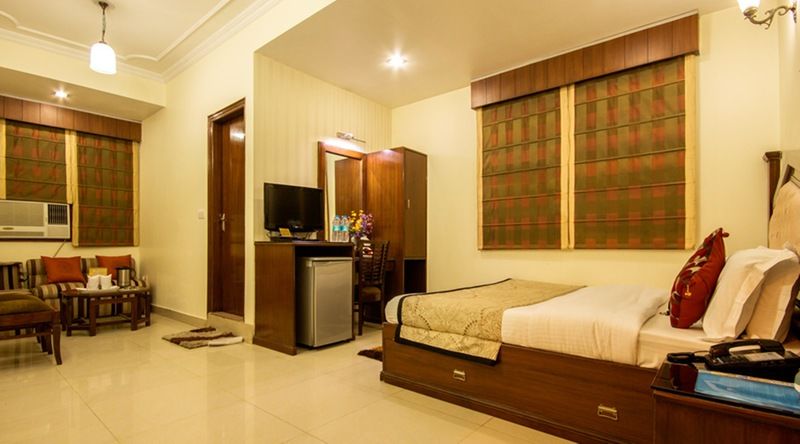 Hotel Grand Park Inn Дели Экстерьер фото